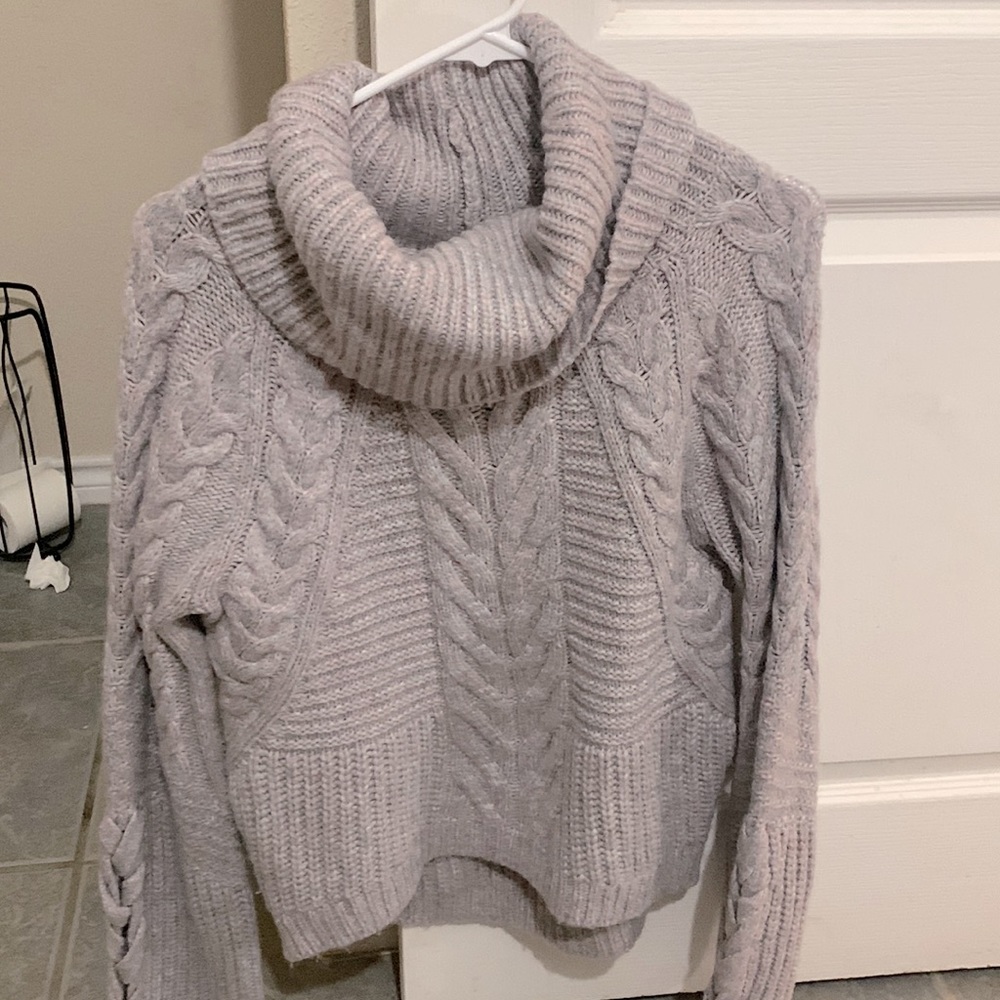Express chunky sweater